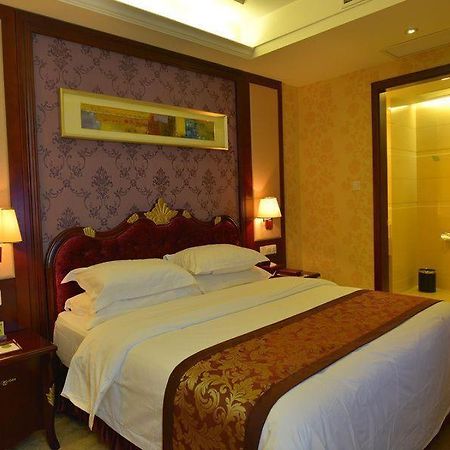 Vienna International Hotel Shanghai Pudong New District Caolu Экстерьер фото