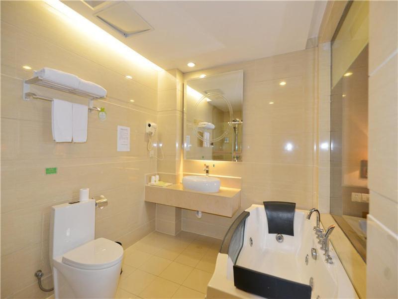 Vienna International Hotel Shanghai Pudong New District Caolu Экстерьер фото