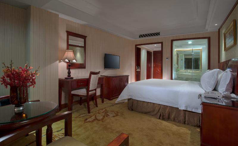 Vienna International Hotel Shanghai Pudong New District Caolu Экстерьер фото